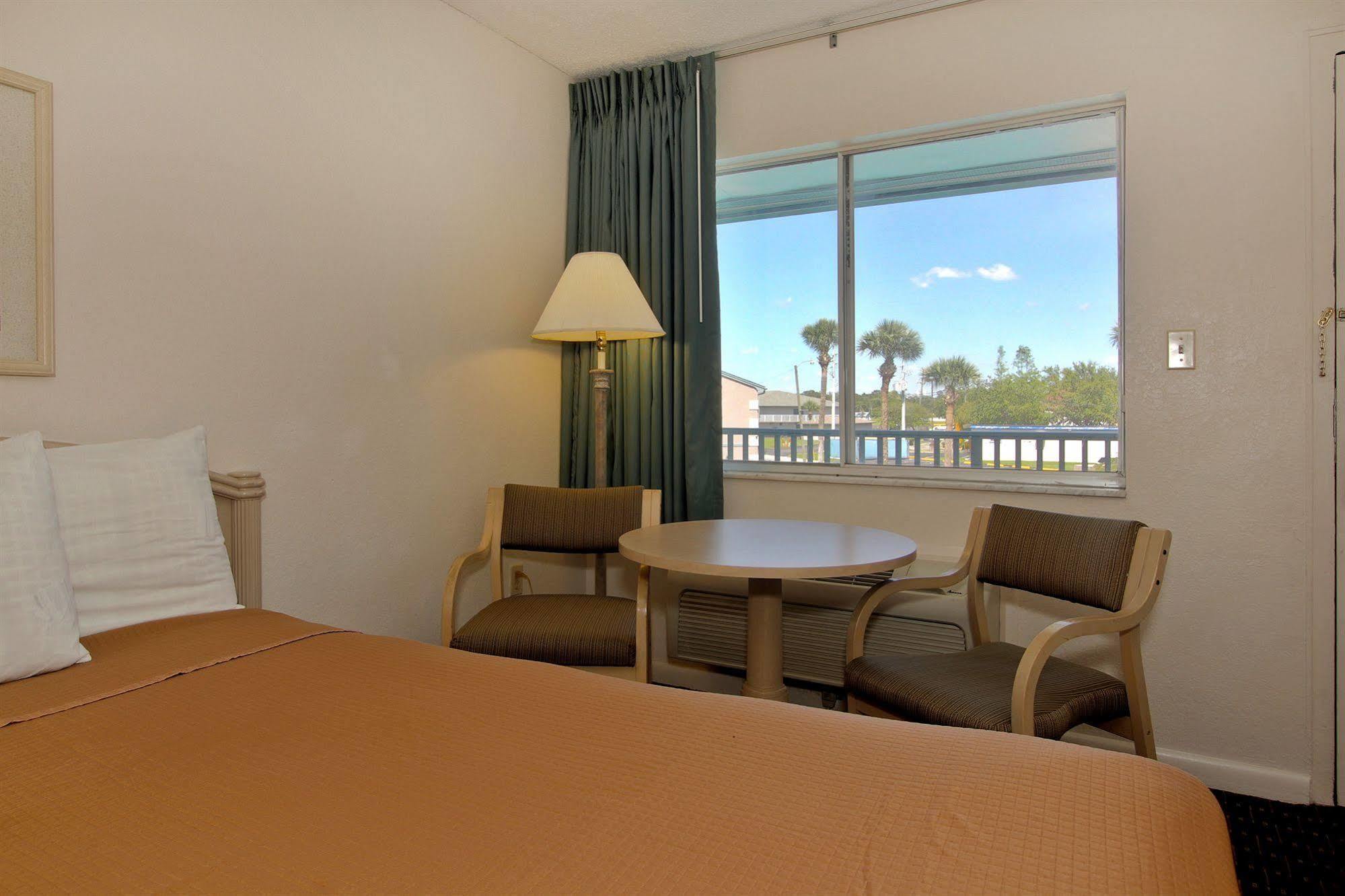 Motel Super 8 By Wyndham Kissimmee Zewnętrze zdjęcie